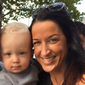 Meet your Posher, Lea